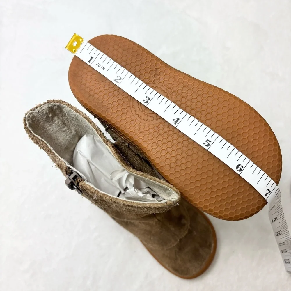 Livie & Lucia Brown Suede‎ Upper Leather Boots with Button Accents Size 8M